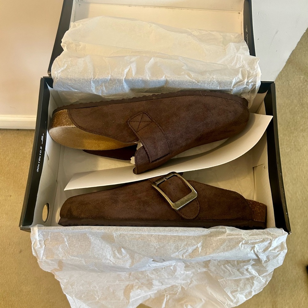 Madden Girl Dark Brown Clogs - Picture 5 of 5